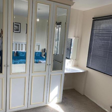 Charming 2-Bed House In London别墅 外观 照片